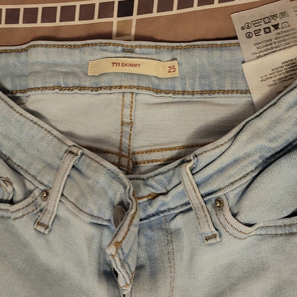 LEVI'S 711 skinny - Picture 2 of 4